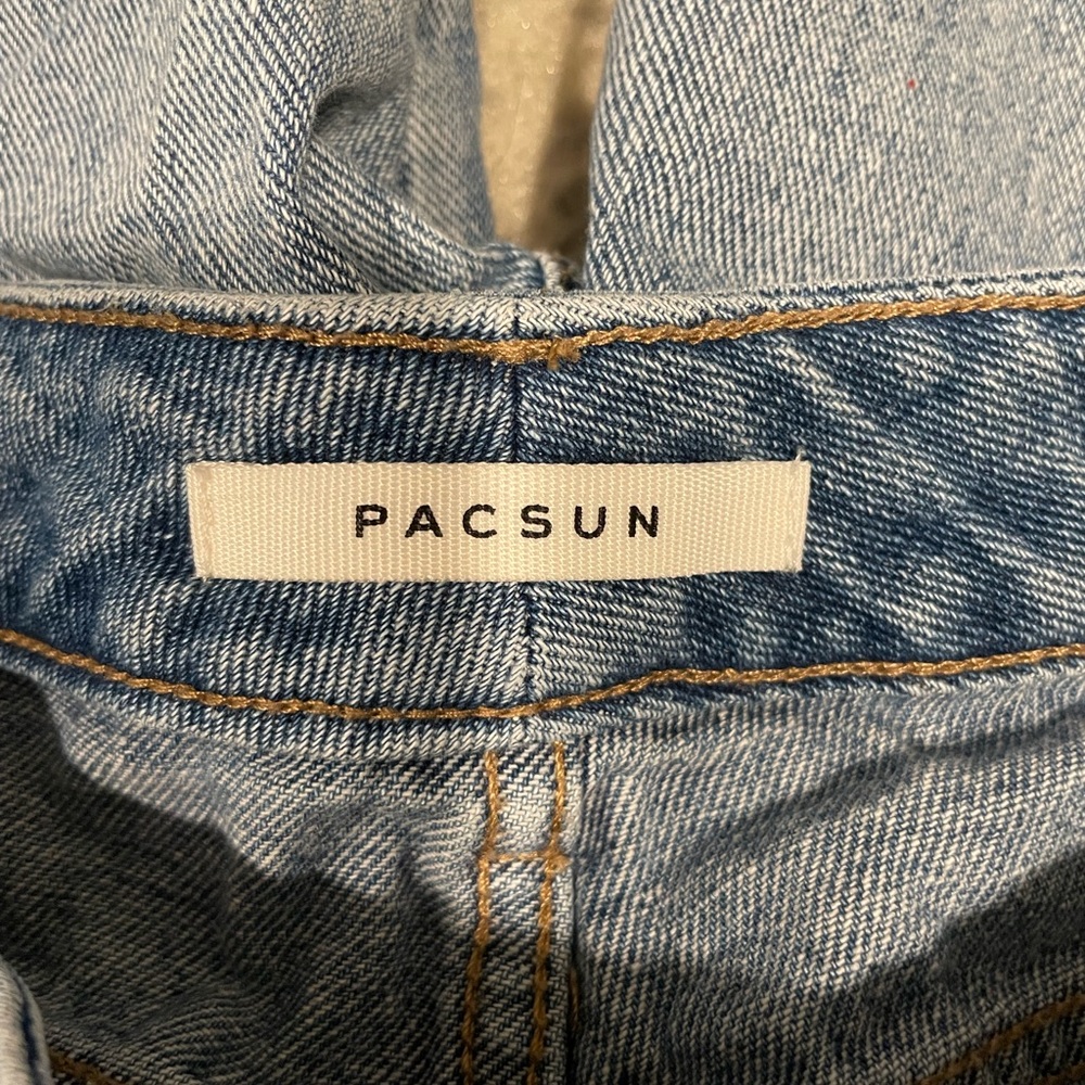 PacSun Distressed Mom Jeans - Picture 4 of 8